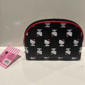 NWT Hello Kitty waterproof Makeup Bag.